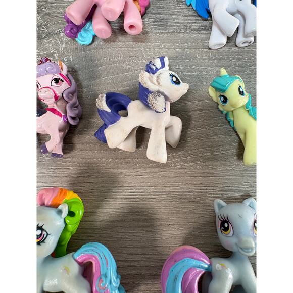 My Little Pony Mini Figure Lot of 34 Hasbro Blind Bag G4 G5 Pegasus Unicorn- EUC - Picture 2 of 5